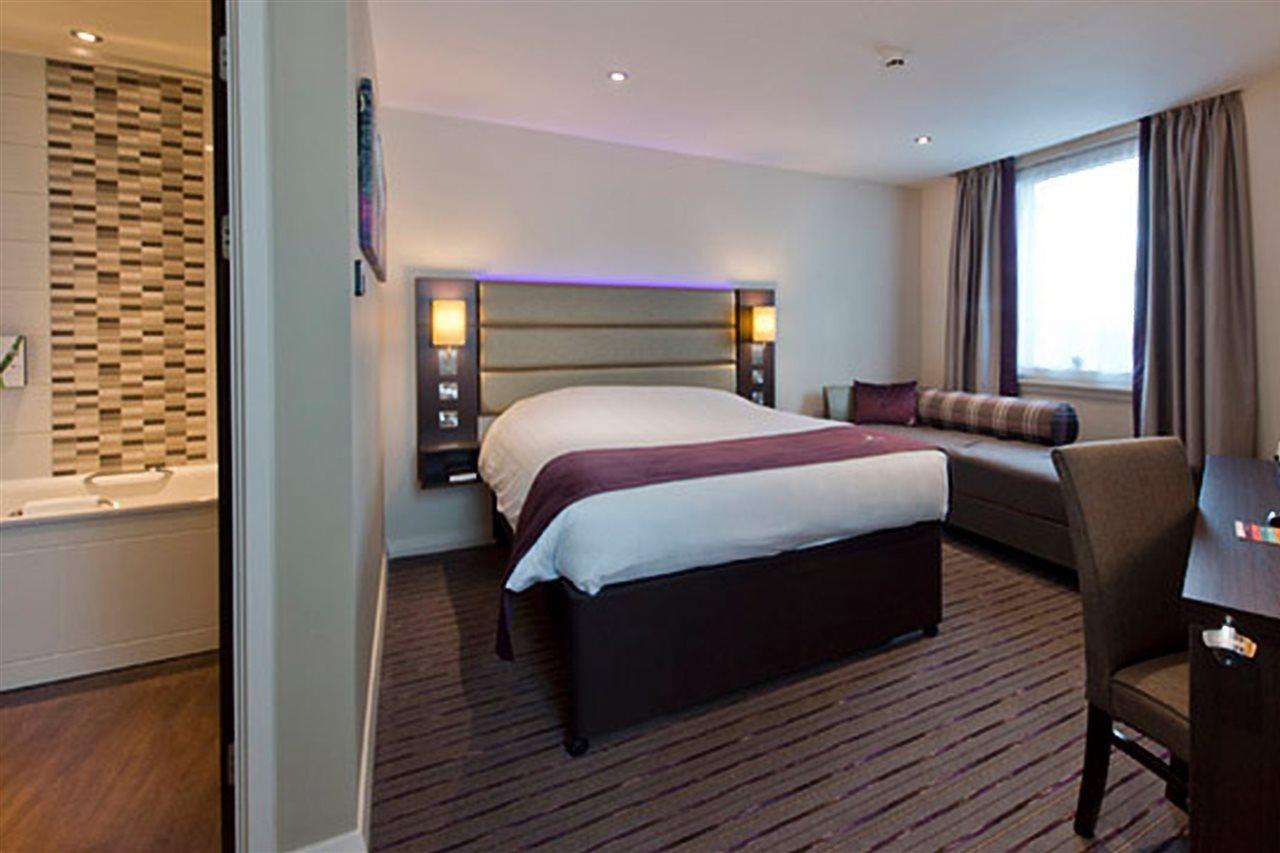 Premier Inn London Bromley Exteriör bild